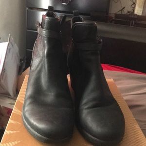 Ugg waterproof Emalie platform boots